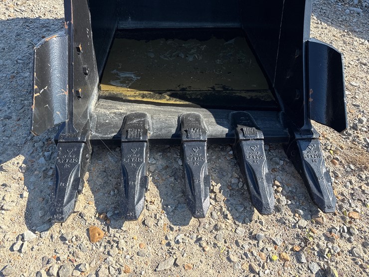 #24631-•-unused-thor-320-42"-excavator-bucket-inv#-24631-image-8