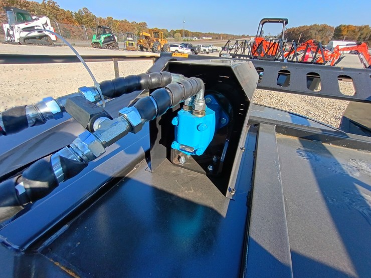 #l59-006-•-mower-king-72"-brushcutter-skid-steer-attachment-image-11