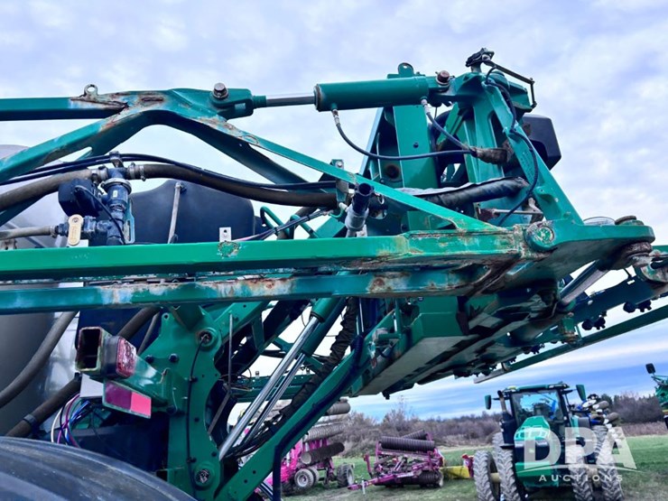 2020-john-deere-r4060-image-97