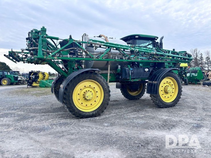 2020-john-deere-r4060-image-10