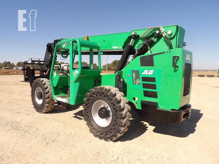 2017-sky-trak-10042-image-3