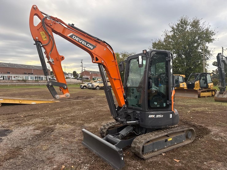 develon-dx35z-7-image-2