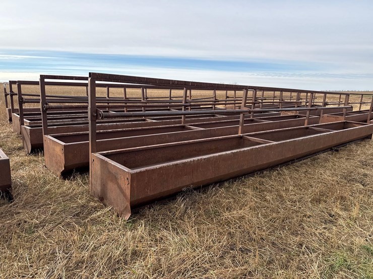macksteel-fenceline-feed-bunk-image-1