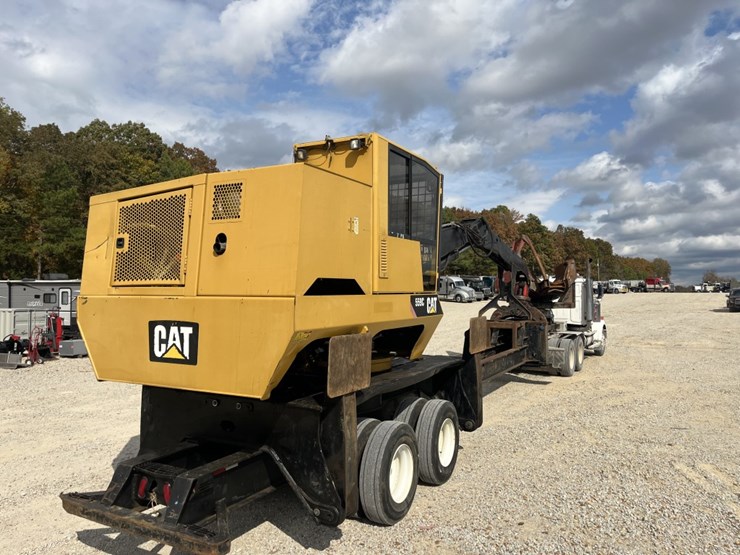 2014-caterpillar-559c-image-6