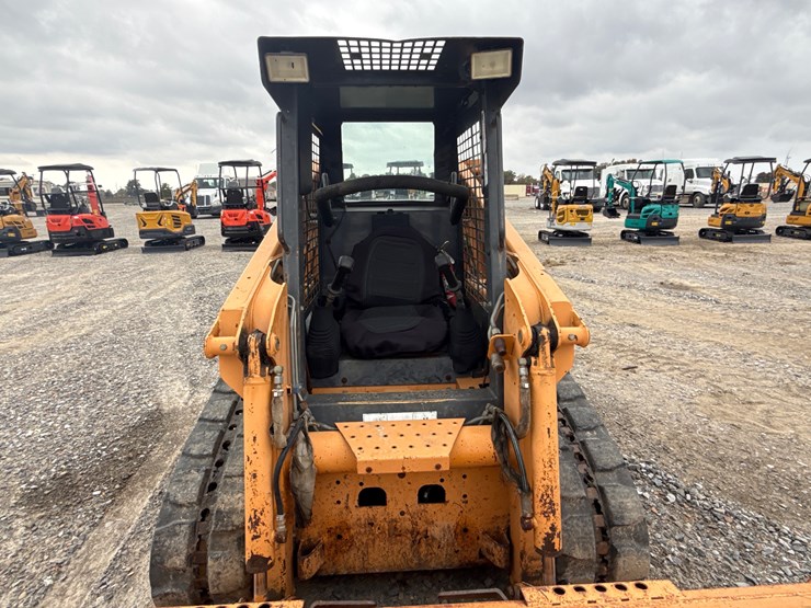 2009-case-420ct-image-12