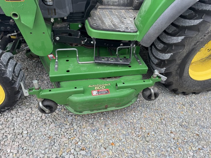 john-deere-2038r-image-7