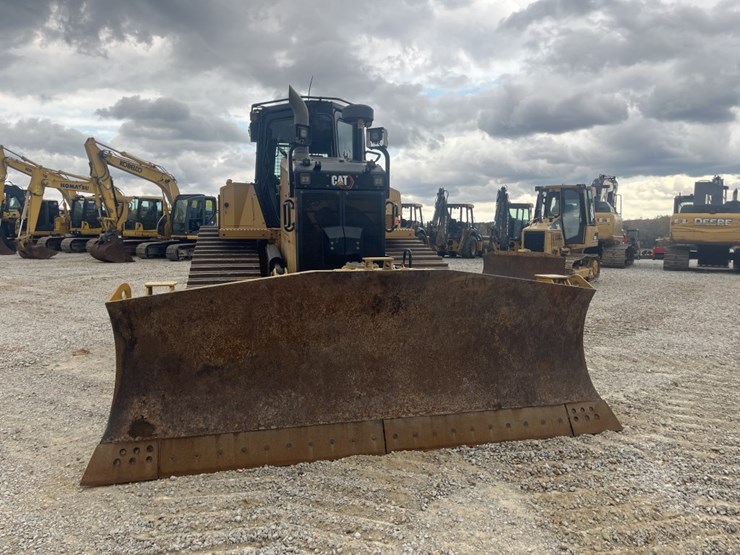 2020-caterpillar-d6-lgp-image-10