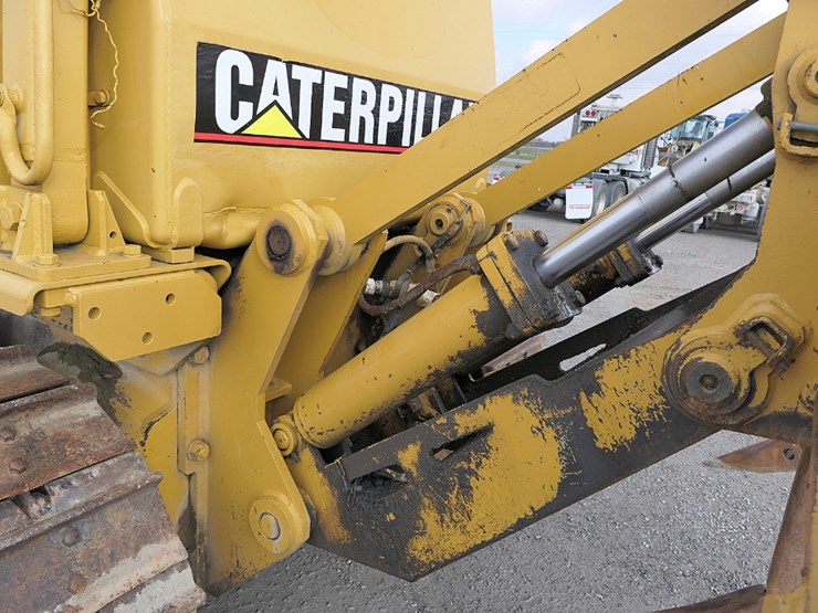 caterpillar-d6e-image-15