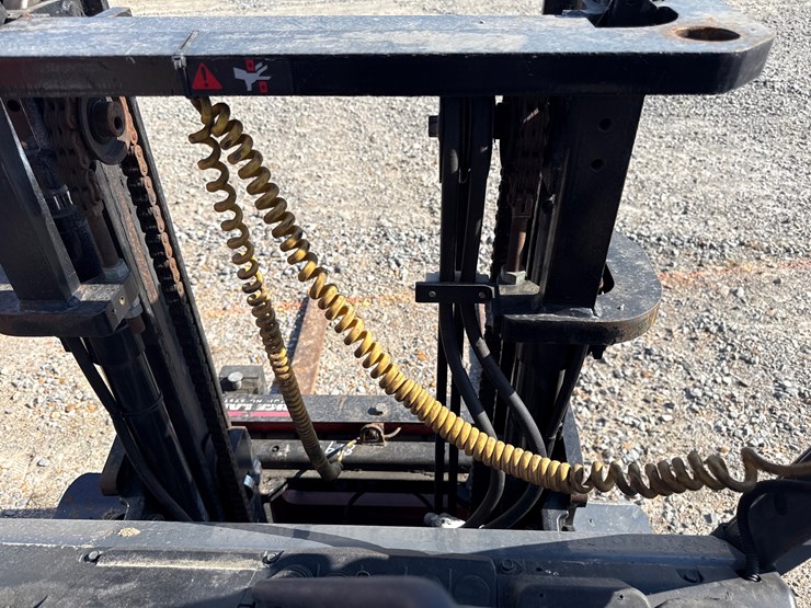 toyota-8fgcu25-image-17