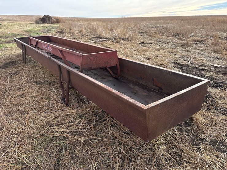 steel-feed-bunks-image-2