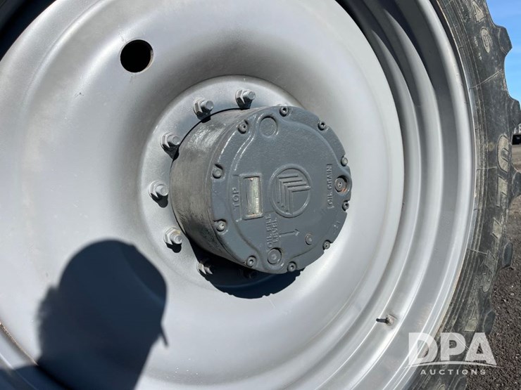 2015-ag-chem-rg1100b-image-29