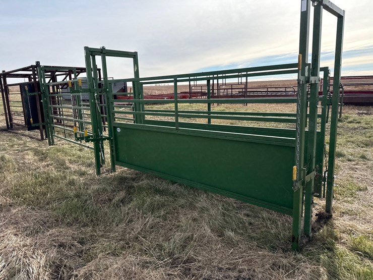 powder-river-working-alley-image-6