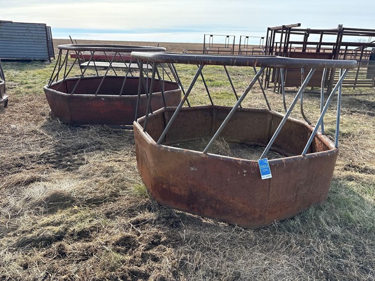 stur-d-single-bale-feeders-image-4