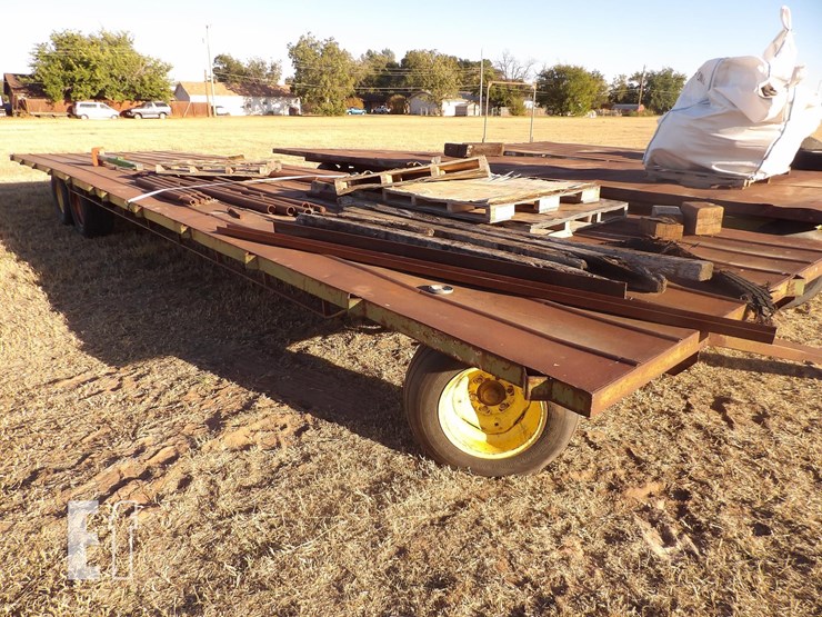 big-12-32'-trailer-image-2