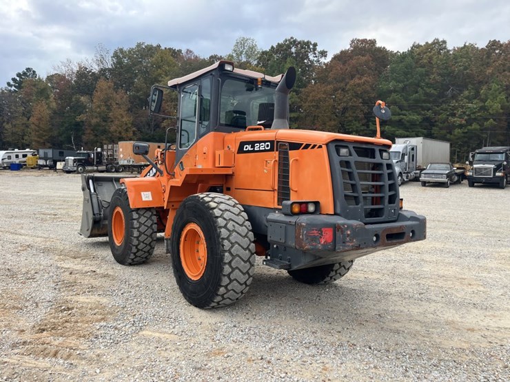 2018-doosan-dl220-3-image-11