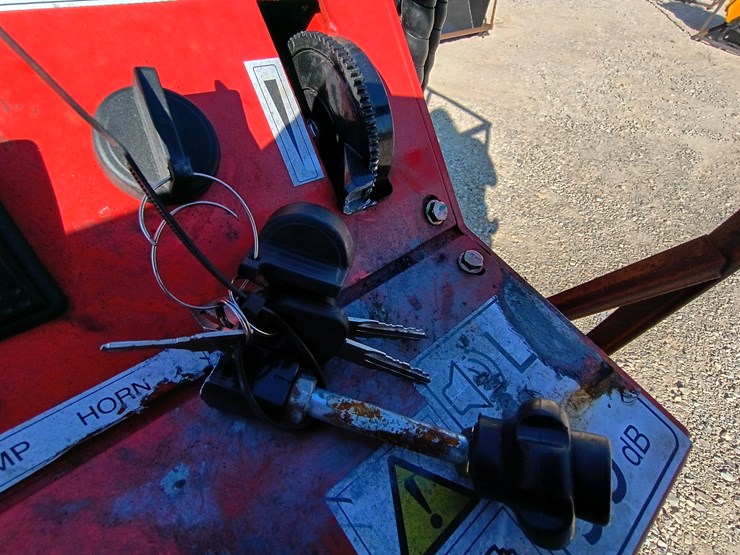 #l59-019-•-agt-lrt23-mini-skid-steer-[damaged]-image-16