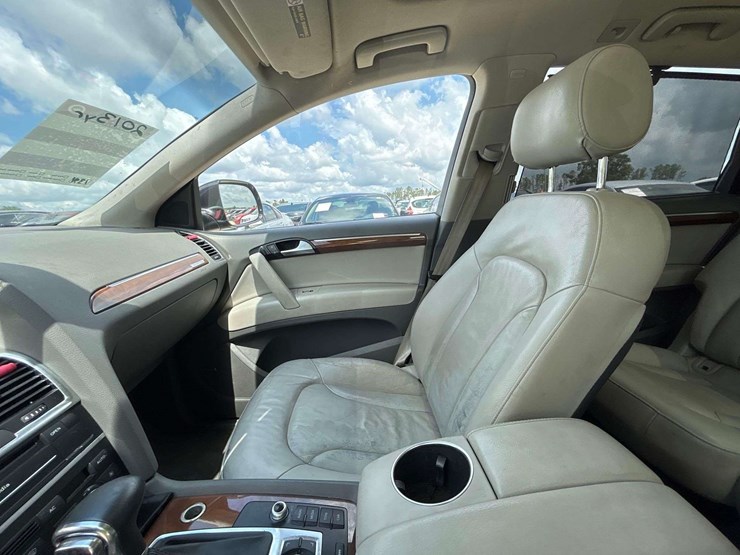 2013-audi-q7-image-17