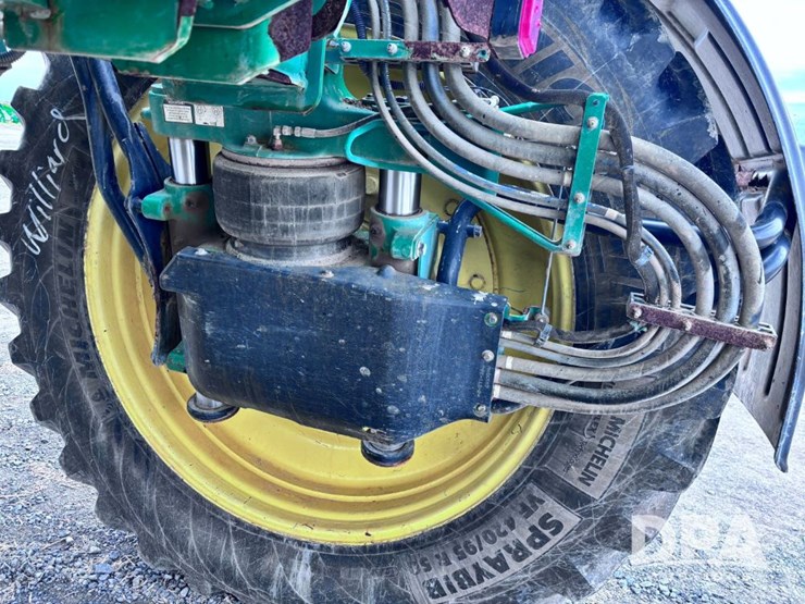 2020-john-deere-r4060-image-78