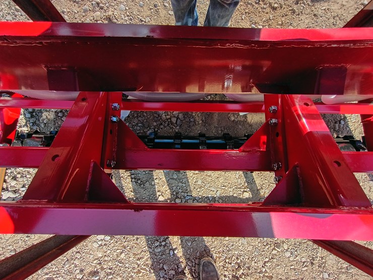 #l59-024-•-agt-seeder-skid-steer-attachment-(3-point)-image-12