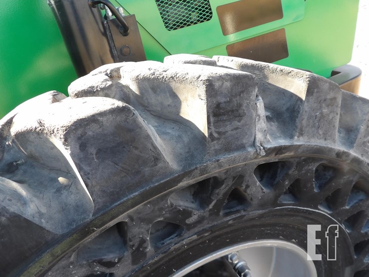 2017-sky-trak-10042-image-10