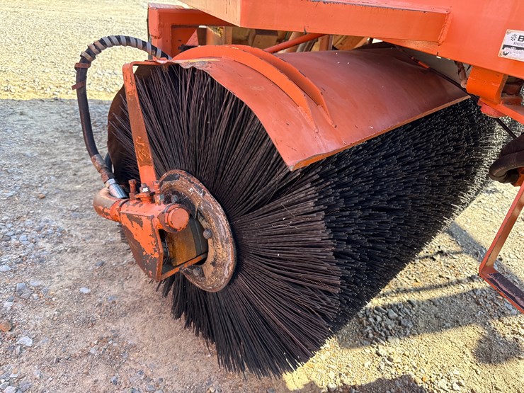 2010-broce-rj350-image-17