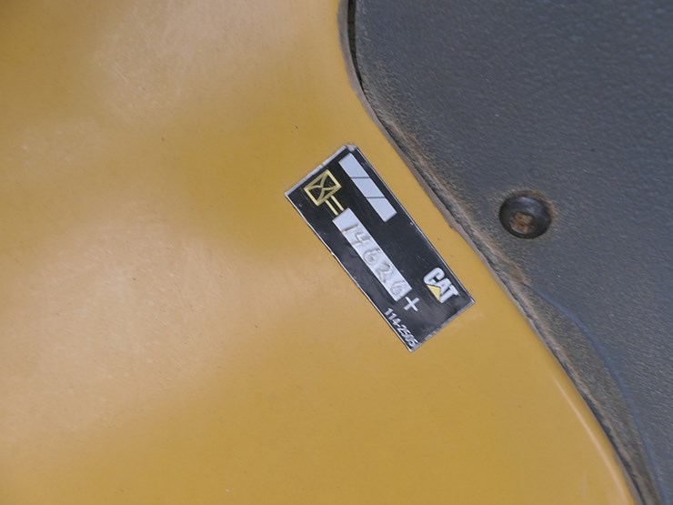 1998-caterpillar-416c-image-31