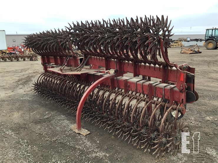 international-181-image-4