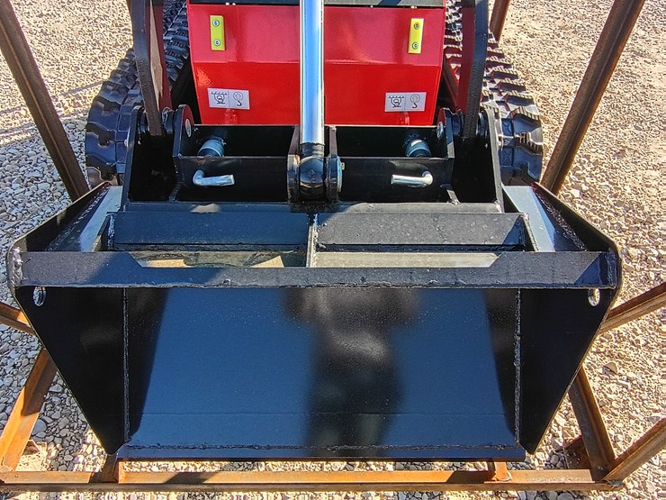 #l59-019-•-agt-lrt23-mini-skid-steer-[damaged]-image-10