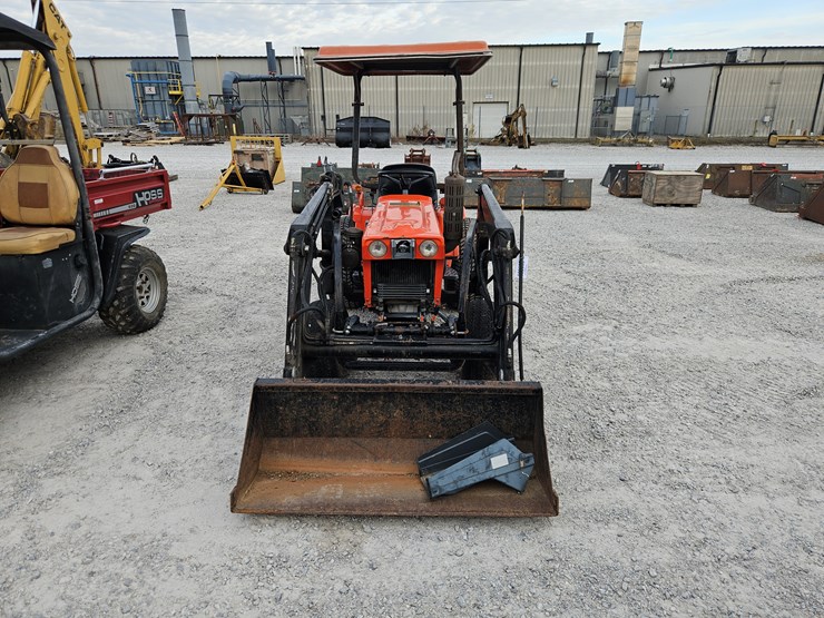 kubota-b7100-image-2