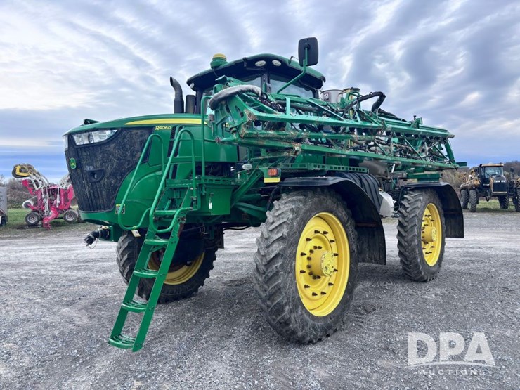 2020-john-deere-r4060-image-1