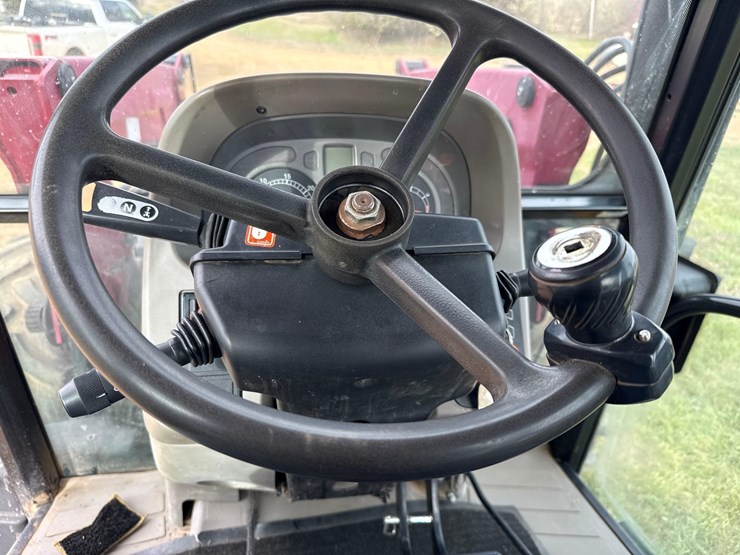 2008-case-ih-l730-image-33