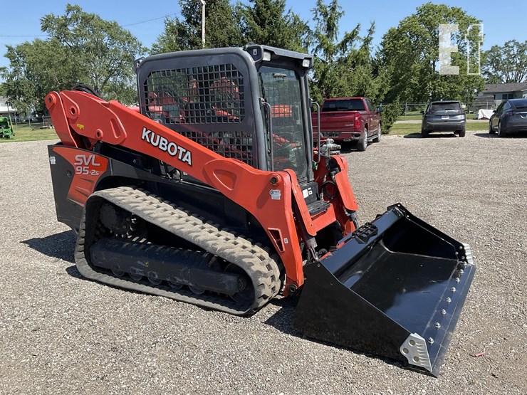 2020-kubota-svl95-2s-image-8