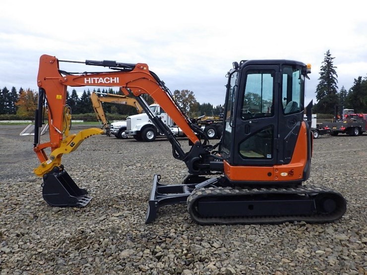 hitachi-zx40u-image-6