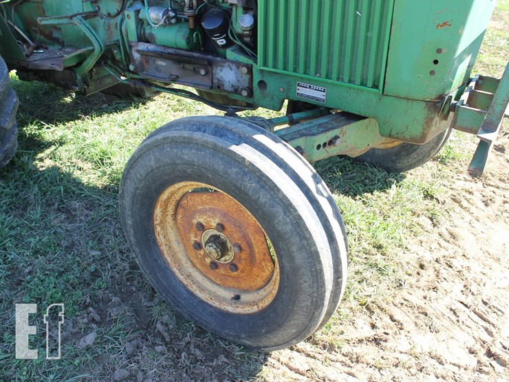 john-deere-830-image-4