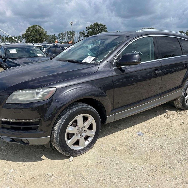 2013 AUDI Q7