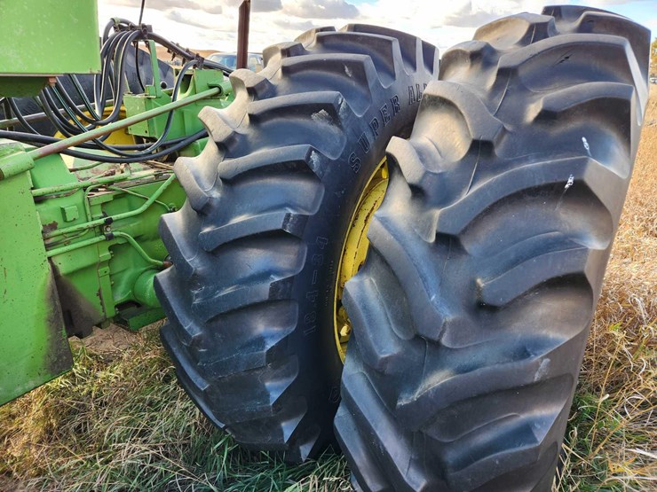 john-deere-7020-image-14