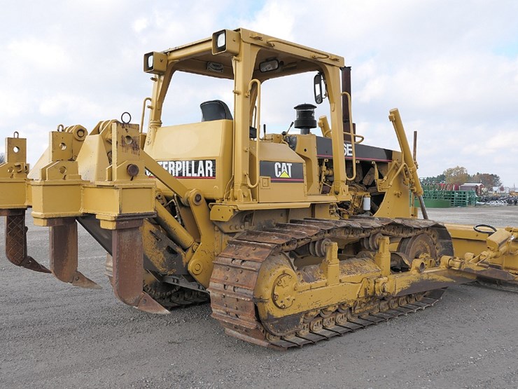caterpillar-d6e-image-4