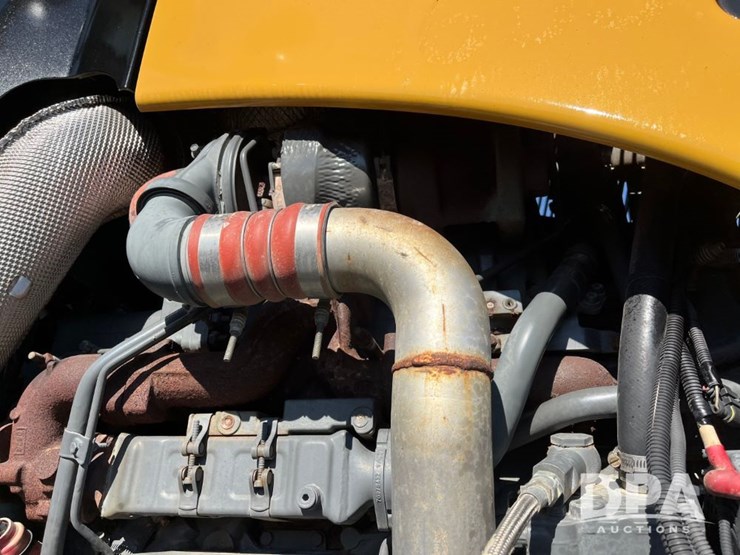 2017-ag-chem-rg1100b-image-27