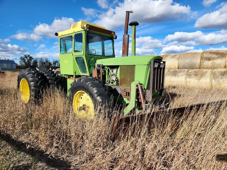 john-deere-7020-image-1