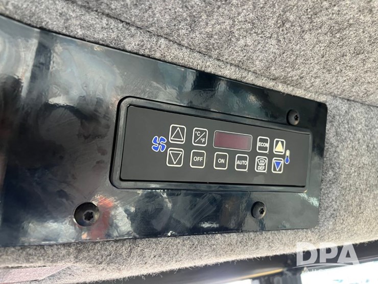 2017-ag-chem-rg1100b-image-99