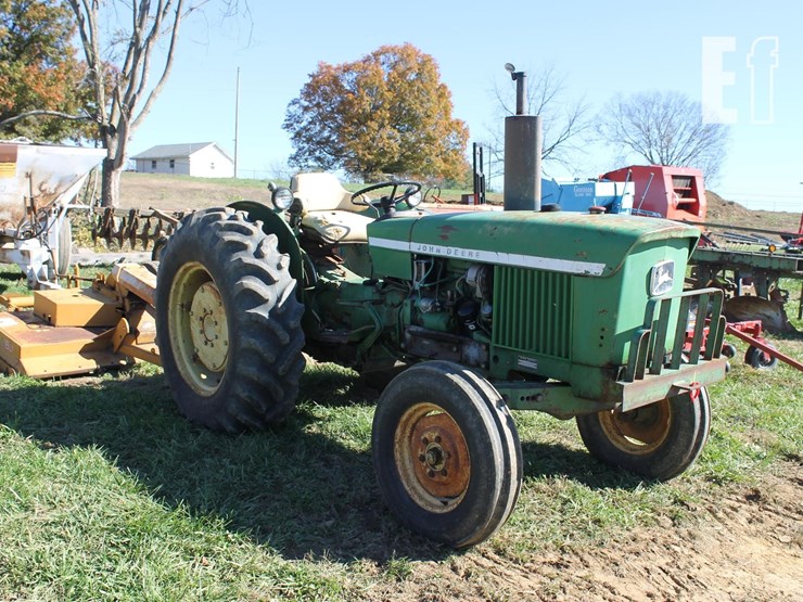 john-deere-830-image-3