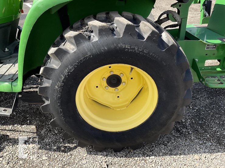2018-john-deere-3038e-image-12