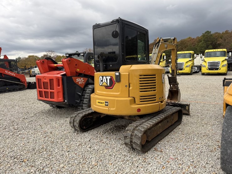 2021-caterpillar-304-image-3