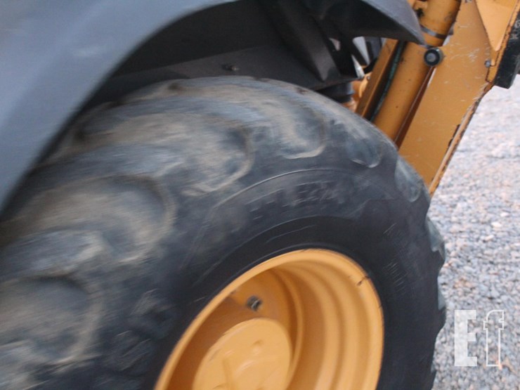 deere-310l-ep-image-11