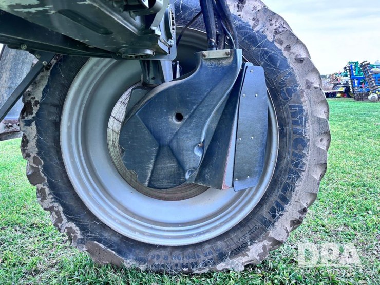 2018-ag-chem-rg1300b-image-40