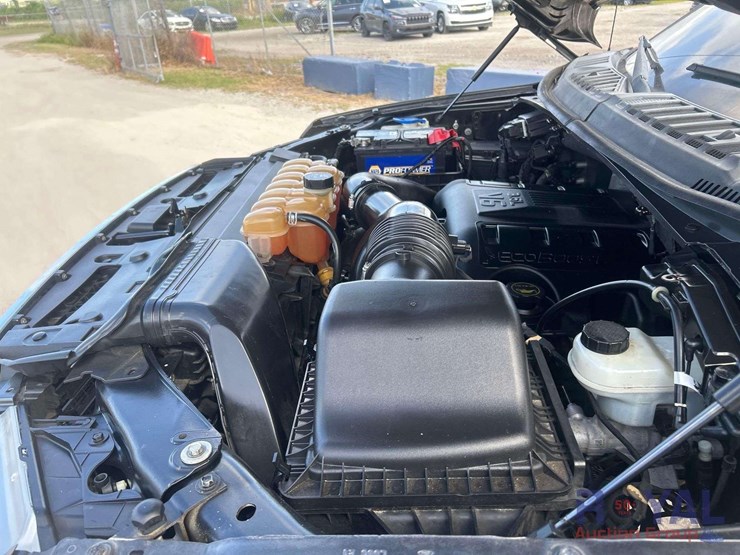 2016-ford-f150-image-8