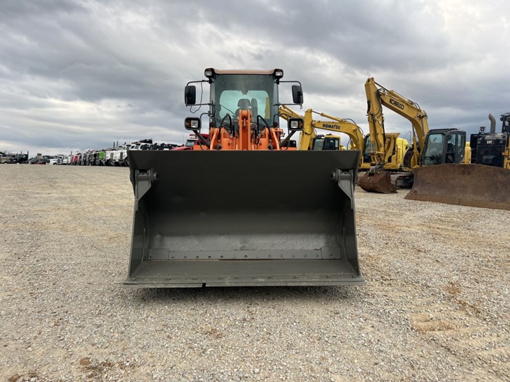 2018-doosan-dl220-3-image-4