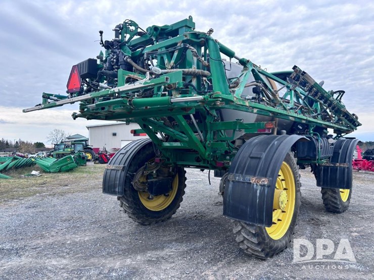 2020-john-deere-r4060-image-12