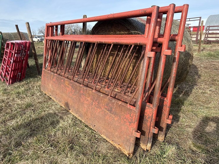 stur-d-fence-line-feed-panels-image-2