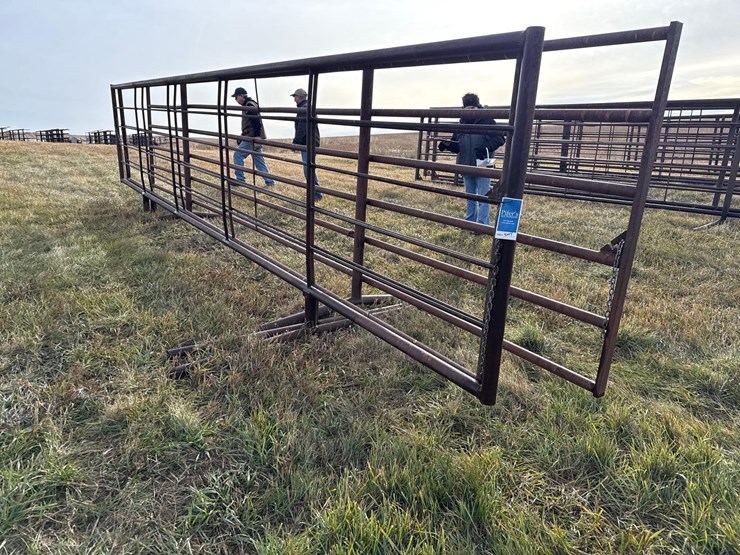 freestanding-panels-image-2